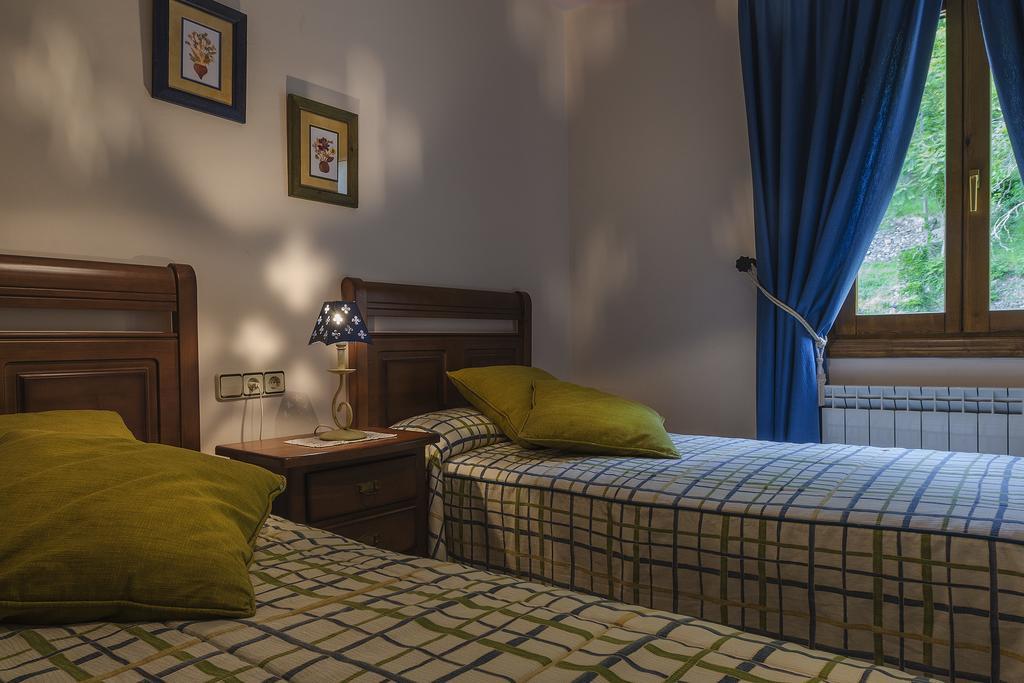 Casa Martin Ordesa Guest House Sarvisé Eksteriør bilde