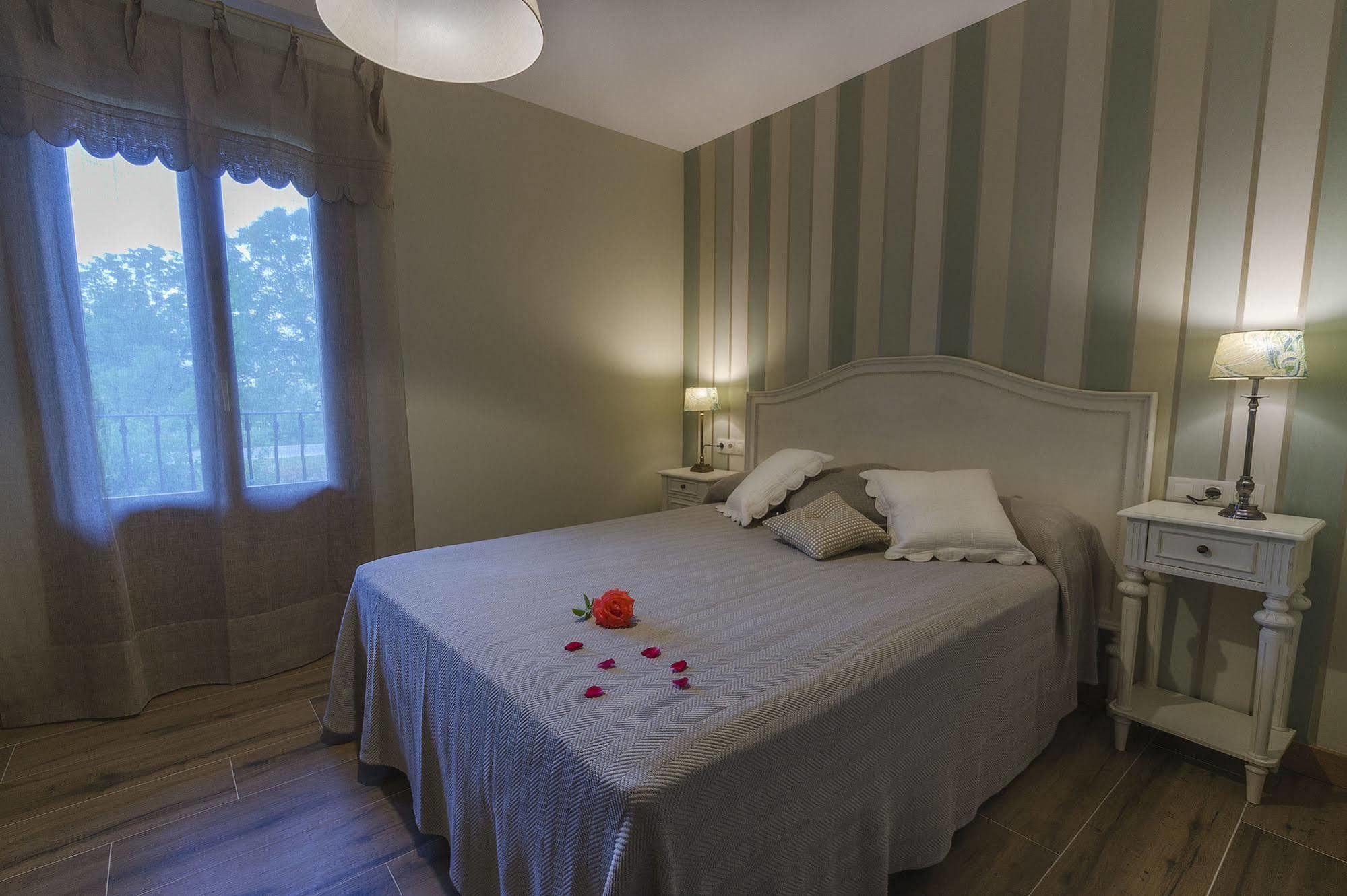 Casa Martin Ordesa Guest House Sarvisé Eksteriør bilde