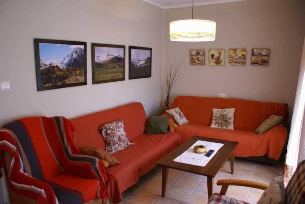 Casa Martin Ordesa Guest House Sarvisé Eksteriør bilde