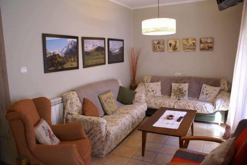 Casa Martin Ordesa Guest House Sarvisé Eksteriør bilde